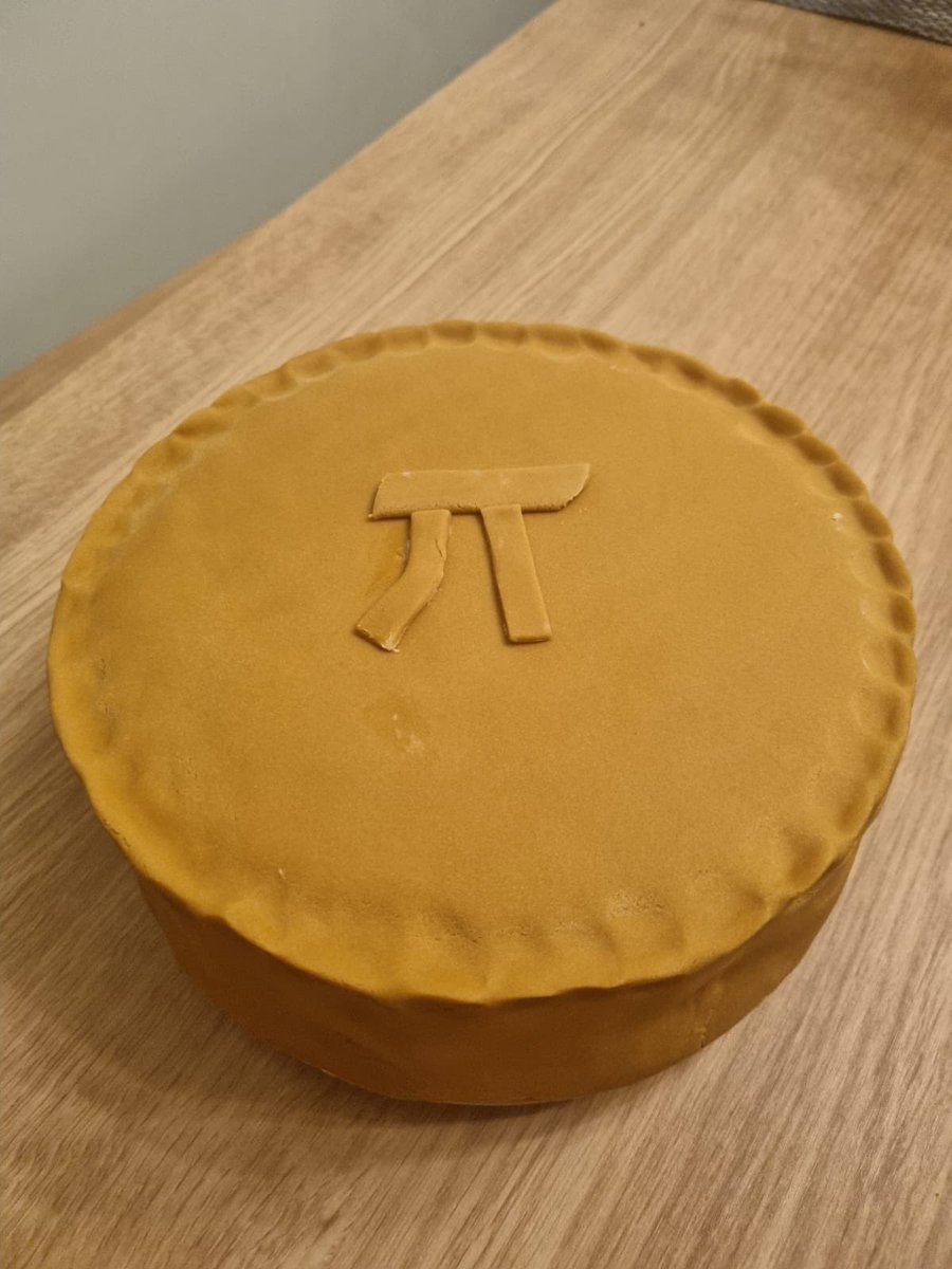 Pi_Eater82's tweet photo. Is it a pie? Is it a cake? No it’s both! All ready for Pi day tomorrow #becauseihavelotsoftimeforcrafts https://t.co/CXKMTfJq8L