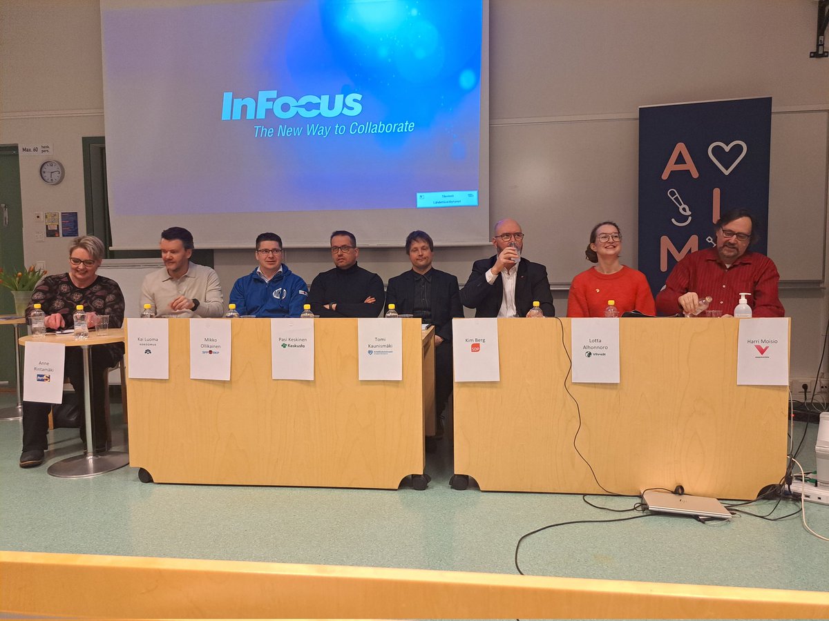 Tänään pidettiin vaalipaneeli yhteistyössä Pohjanmaan omaishoitajaverkoston kanssa. Kiitos paneelista <a href="/RintamakiAnne/">Anne Rintamäki</a> @ <a href="/KaiLuoma/">Kai Luoma</a> <a href="/OllikainenM/">Mikko Ollikainen</a> Keskien Pasi, Tomi Kaunismäki, <a href="/kibefi/">Kim Berg</a> @LottaAlhonnoro, Harri Moisio