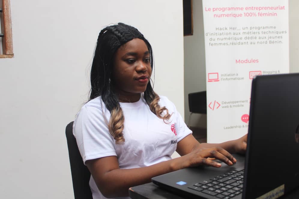 Campagne digitale Women Hack, Jour 4 ❤️✊🏾!

Évolution technologique : une grande alliée ou une menace ?

Ce qu'on en dit 👇.

m.facebook.com/story.php?stor…

#Tech4girl
#DigitalSkills
#Tech4Youth
#JIF2023