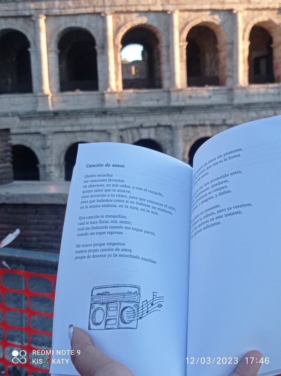 JuliosHart's tweet photo. Una fantasía ver mi libro en Italia 🥺😍 🇮🇹

#YLosCulpablesNuncaHablaran #TeamHart https://t.co/rdhc55NNEb