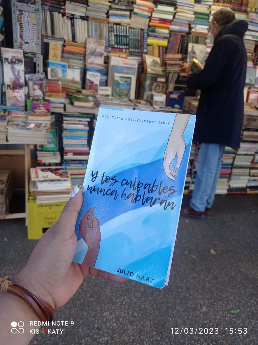 JuliosHart's tweet photo. Una fantasía ver mi libro en Italia 🥺😍 🇮🇹

#YLosCulpablesNuncaHablaran #TeamHart https://t.co/rdhc55NNEb