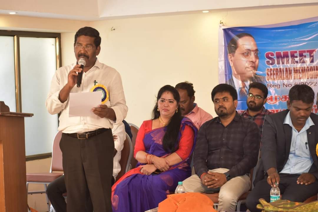 Selvapushpalata's tweet photo. #SMEET அறக்கட்டளை சார்பாக எமக்கு வழங்கிய #ரமாபாய் விருதுக்கு நன்றி... அறக்கட்டளையின் நிறுவனர் டாக்டர் ஜோதிமணி சீராளன் அவர்களுக்கு எமது நன்றியை உரித்தாக்குகிறேன் 🙏🙏🙏 மிக்க மகிழ்ச்சி ❤️ https://t.co/XaZ3vYA6HF