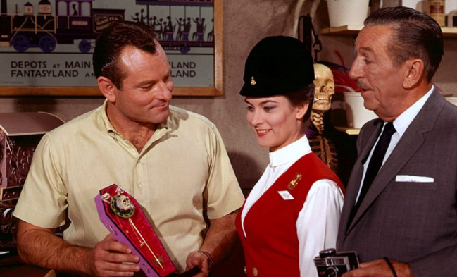 ScottGustin's tweet photo. Rolly Crump died at his home on Sunday. He was 93. 

The Imagineer and Disney Legend joined WED Enterprises in 1959 and worked on several iconic attractions including it’s a small world, Haunted Mansion, Enchanted Tiki Room.

https://t.co/2gXMh4fFur https://t.co/TP99EUtYUG