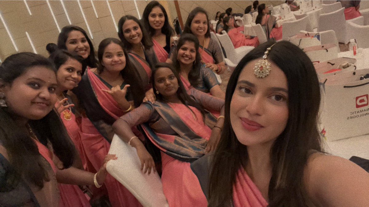 ahilya09's tweet photo. Happy Women’s Day Celebrations from our @DynamaticTech girls to yours. 💗🤗 

A day to celebrate balance, understanding, growth and empowerment. Women are always caught at a crossroad. As long as we are there to support each other; there is no crossroad that will seem impossible. https://t.co/IjliOf0jXH