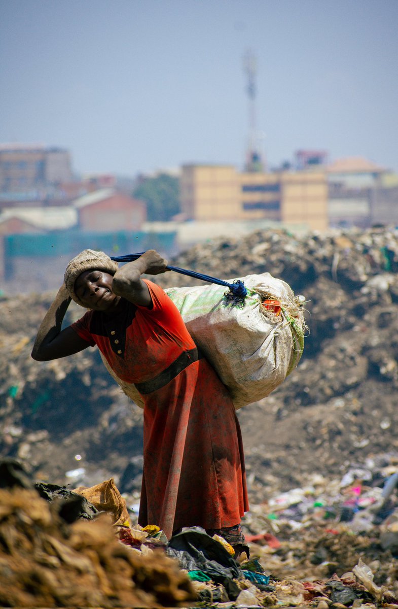On the bright side,... The Dandora dumpsite hosts about 500 families who use the place as a source of livelihoods..., women who work here have testified to have raised and educated their children through this dump.
.
#photojournalism #documentaryfilmmakers