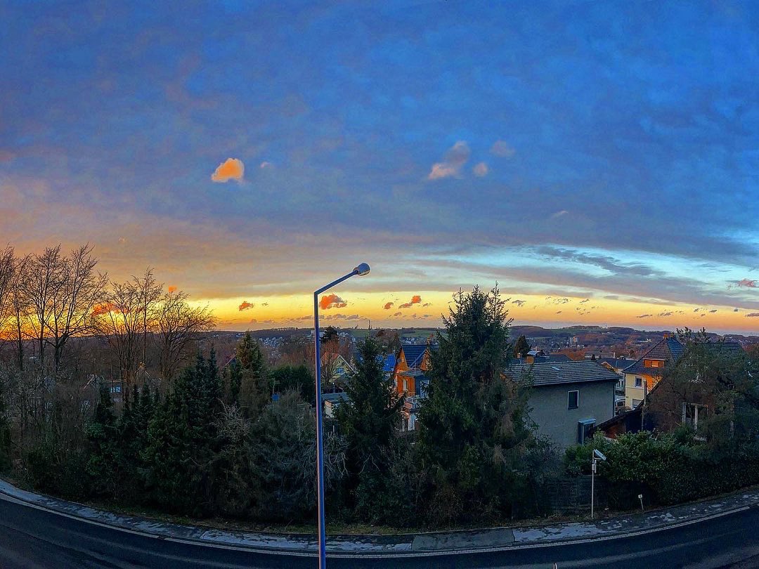 JayGuevara82's tweet photo. @_Karmacita 's #CloudPorn #SunsetEdition https://t.co/Jp0xKGshag