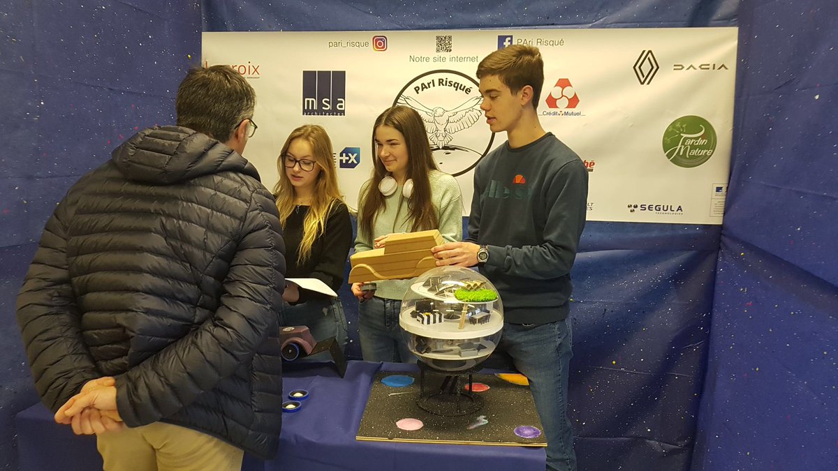 VBitterly's tweet photo. La journée Portes Ouvertes à rencontré un franc succès ce 11 mars au #lycéeBlaisePascal de Colmar.
Des équipes motivées pour présenter toutes les filières Générales/Techno/Professionnelles mais aussi l’internat du lycée et les services administratifs.
Merci à tous !! https://t.co/734Z0gl5gr
