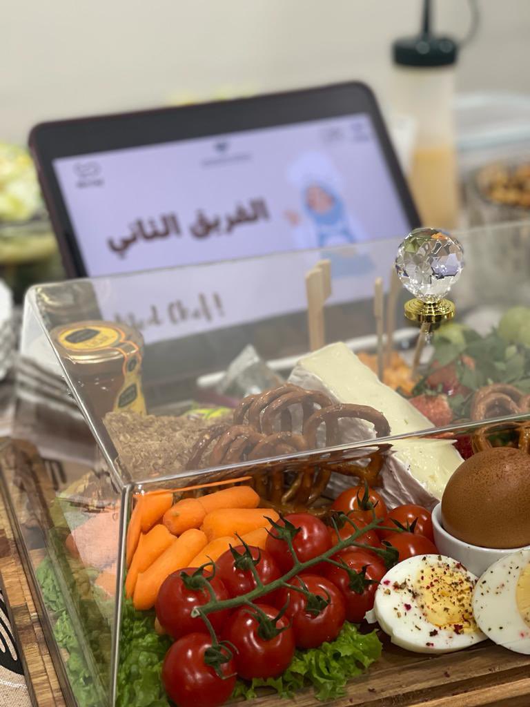 MedicineClubIAU's tweet photo. إبداعات الفريق الثاني 😋🤍 
#MedChef #MedClub_IAU https://t.co/C7l8c3LJH0