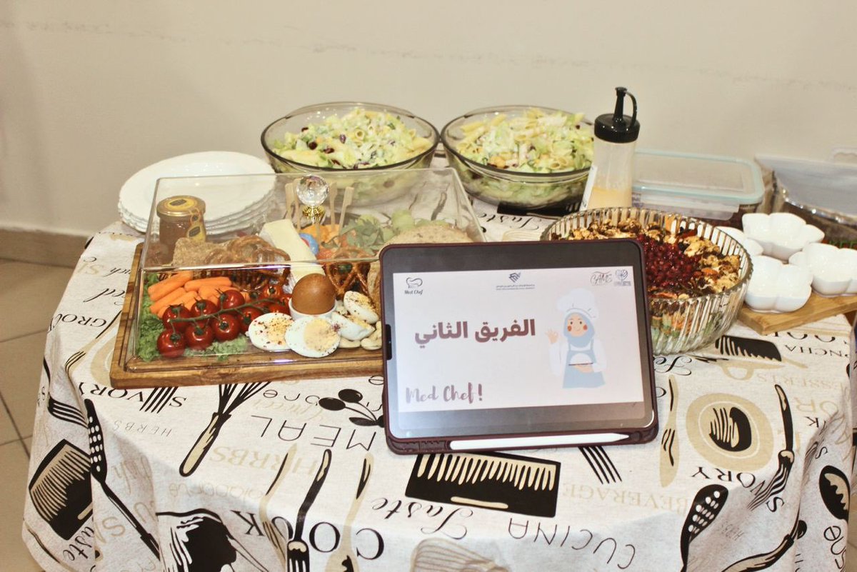 MedicineClubIAU's tweet photo. إبداعات الفريق الثاني 😋🤍 
#MedChef #MedClub_IAU https://t.co/C7l8c3LJH0
