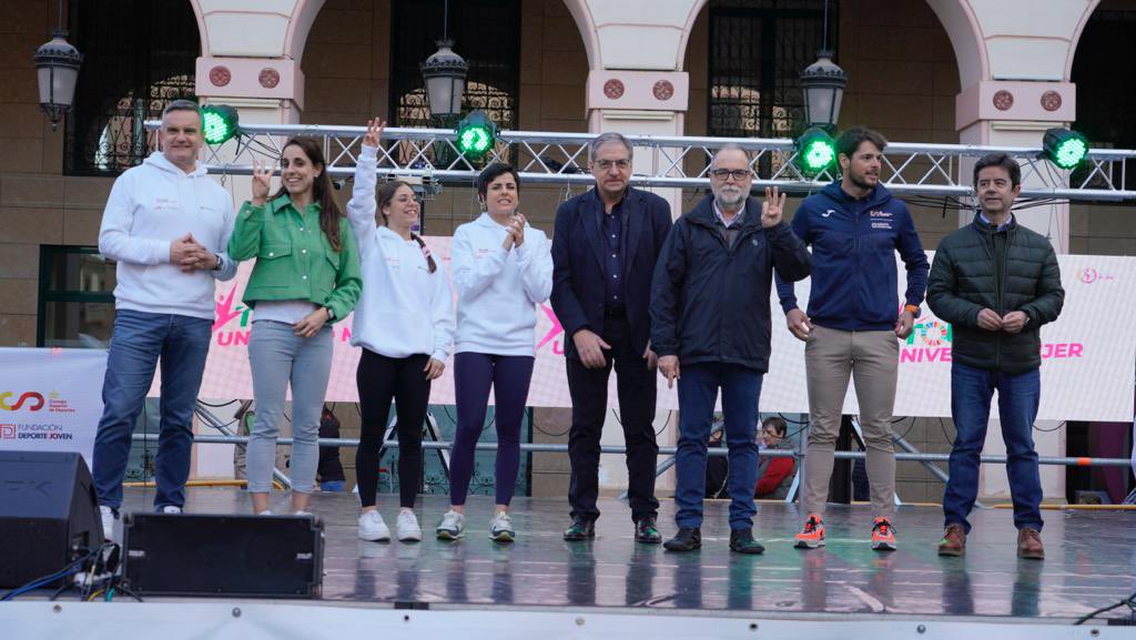 RFEGimnasia's tweet photo. 💚 Lorena Medina, gimnasta del #TeamESP de #GAF, ha formado parte de la 20ª edición del #TourUniversoMujer celebrado el fin de semana en Huesca. 

💚 Gracias @iberdrola por contar con nosotros para formar parte de estas iniciativas 🙌🏼 

📸 Verónica Lacasa https://t.co/GGuQYWR8hB