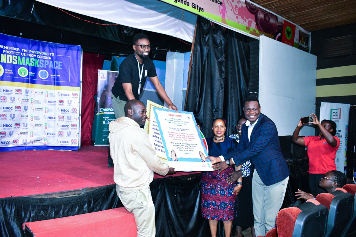 PSIUganda's tweet photo. Last week, we held the HBCC City Level School competition Finals.
These were geared towards promoting handwashing hygiene among schoolchildren, with the top three schools receiving awards.
#KeepYourGuardUp
#WeShouldnotGoBack https://t.co/8ATHixlkJo