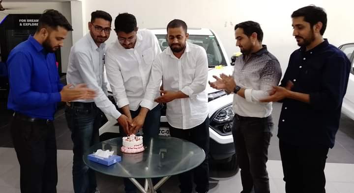 sunilranwaa's tweet photo. Heartiest congratulations to brother Jitendra Ranwa for buying brand new #TataHarrier and Joining a new job as Medical Officer at Anupgarh Shriganganagr.

Again many many congratulations bro for both of pleasures. https://t.co/1UvEJbykwd