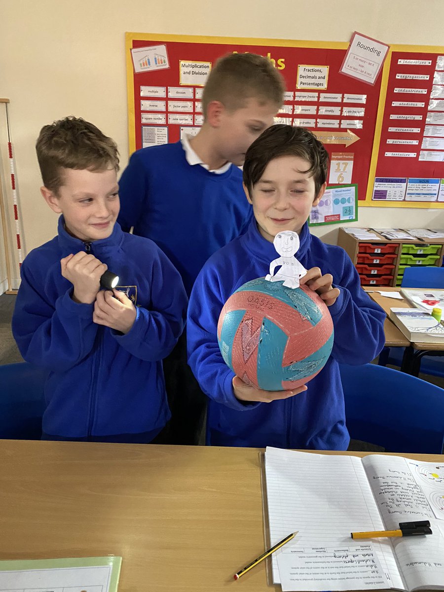 latimerprimary's tweet image. #ClassEH have been learning about how the earth has day and night this afternoon #LatimerScience