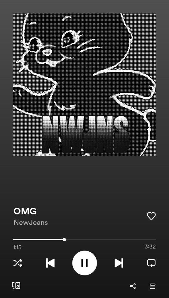 BINCHANBF's tweet photo. Changbin:                      Music: https://t.co/jBWAaYlKdW