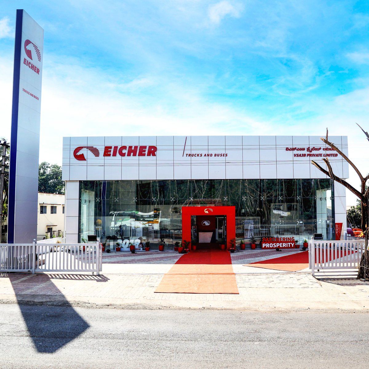 ETBIndia's tweet photo. We are now closer to you with our new #dealership - VSA3B Pvt. Ltd., Belgaum, Karnataka.
We Are With You Har Qadam Har Waqt.
Know more: https://t.co/krrhe0hzJo
#DealershipNetwork #NetworkExpansion #Growth #opportunity #Success #Prosperity #Eicher #EicherTrucksAndBuses https://t.co/NT7nLnmSl6