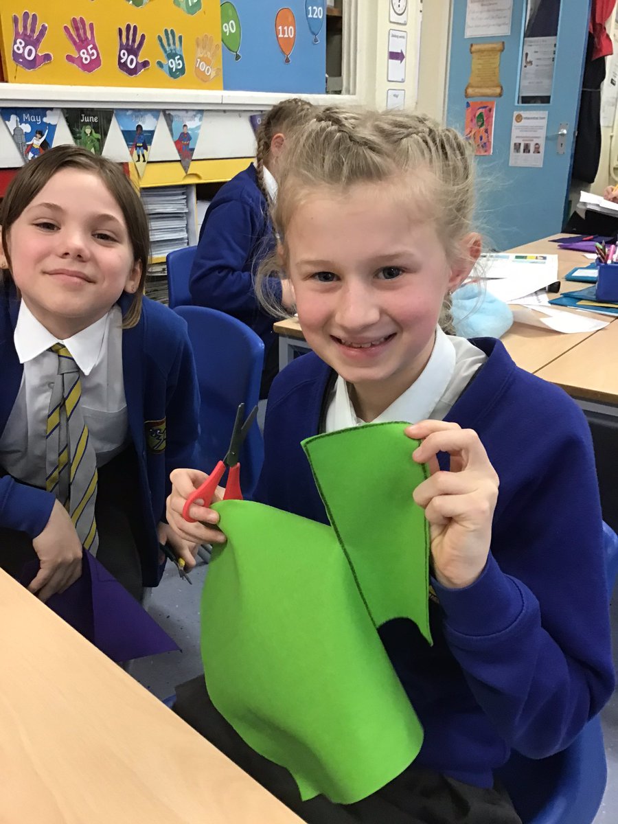 StPPPrimaryY5's tweet photo. Using our paper templates, from last week, to cut out our felt designs.
Next week, we will begin using different stitches to sew them together.
#designtechnology #y5dt #feltphonecases #designersofthefuture #fabricdesign https://t.co/HxcoFZ67BP