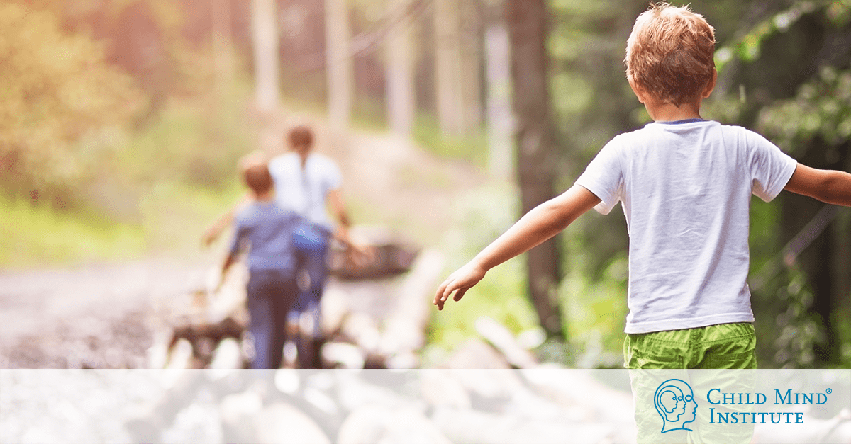 GiustChiro's tweet photo. We found this important article to share with you... Kids may prefer to stick to their screens, but here is why getting children outdoors matters - spending time in nature for mental health. #KidsWellBeing via : https://t.co/3cd1EY1d8D