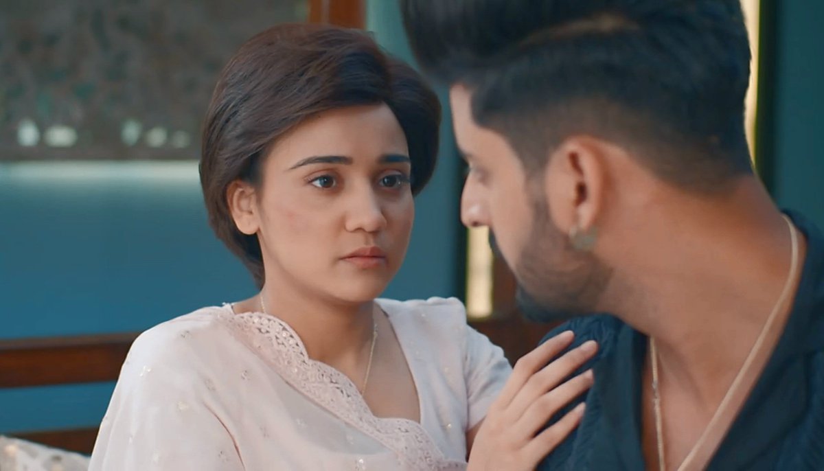 AnishaS_tweets's tweet photo. The show is a joke, but what top-tier chemistry, ufff! 🔥❤️

#AshiSingh | #ShagunPandey | #MeetOnZee https://t.co/EADpcYvmOf