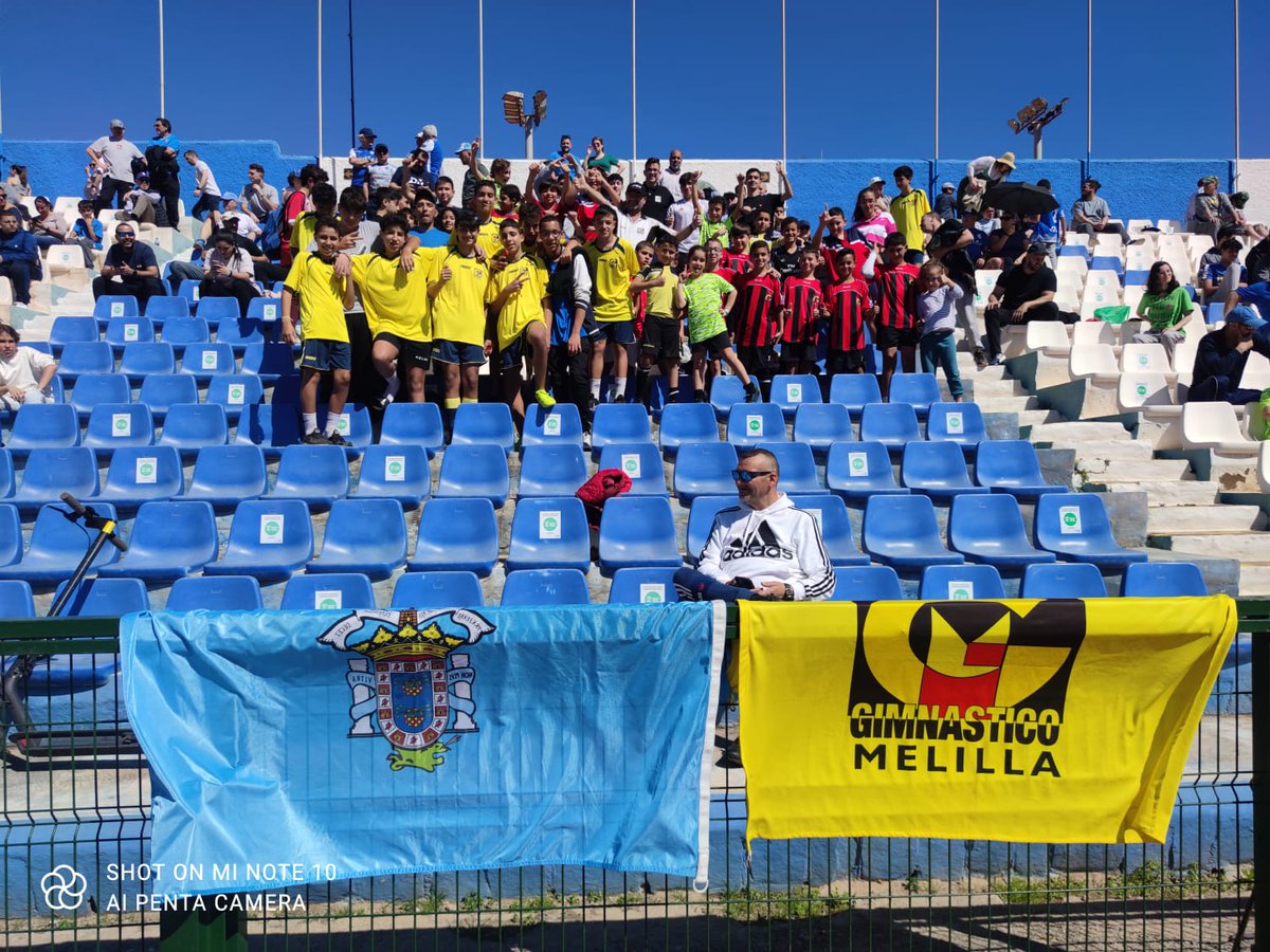 La Cantera del Gimnástico Melilla apoyando a la U.D.Melilla