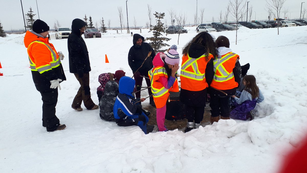 LindaMywaart's tweet photo. Land Based camp this week @FMPSD @indigenousFMPSD being held @McNeillyfmpsd
What an opportunity for our students and what a privilege for me to attend with my grandson. Big thanks to all who worked so hard to make this happen! #getoutside #traditionalways https://t.co/2BUg8fqc5M