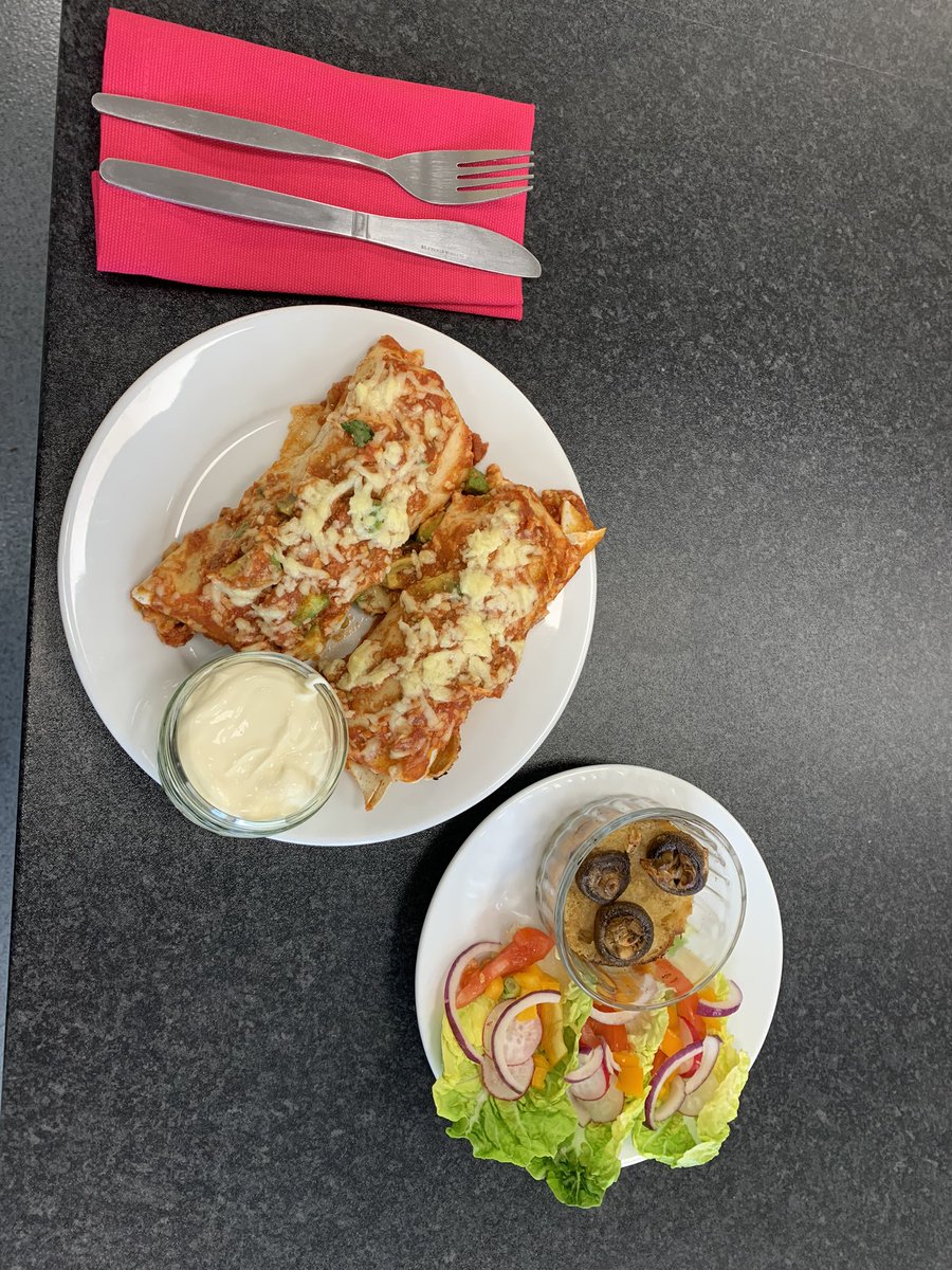 Another successful assessment - garlic mushrooms and chicken enchiladas 👍🏻