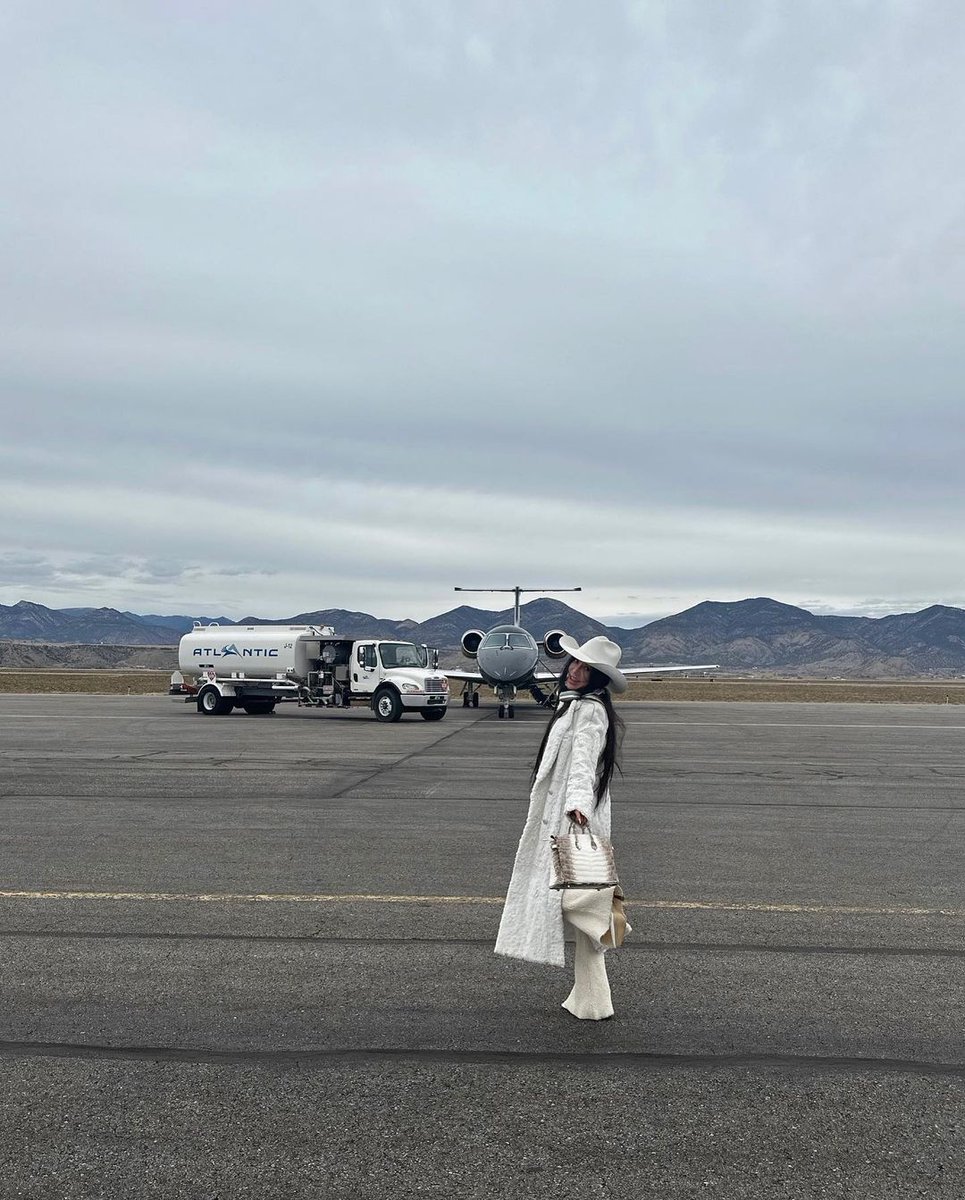 kellylee00012 tweet picture