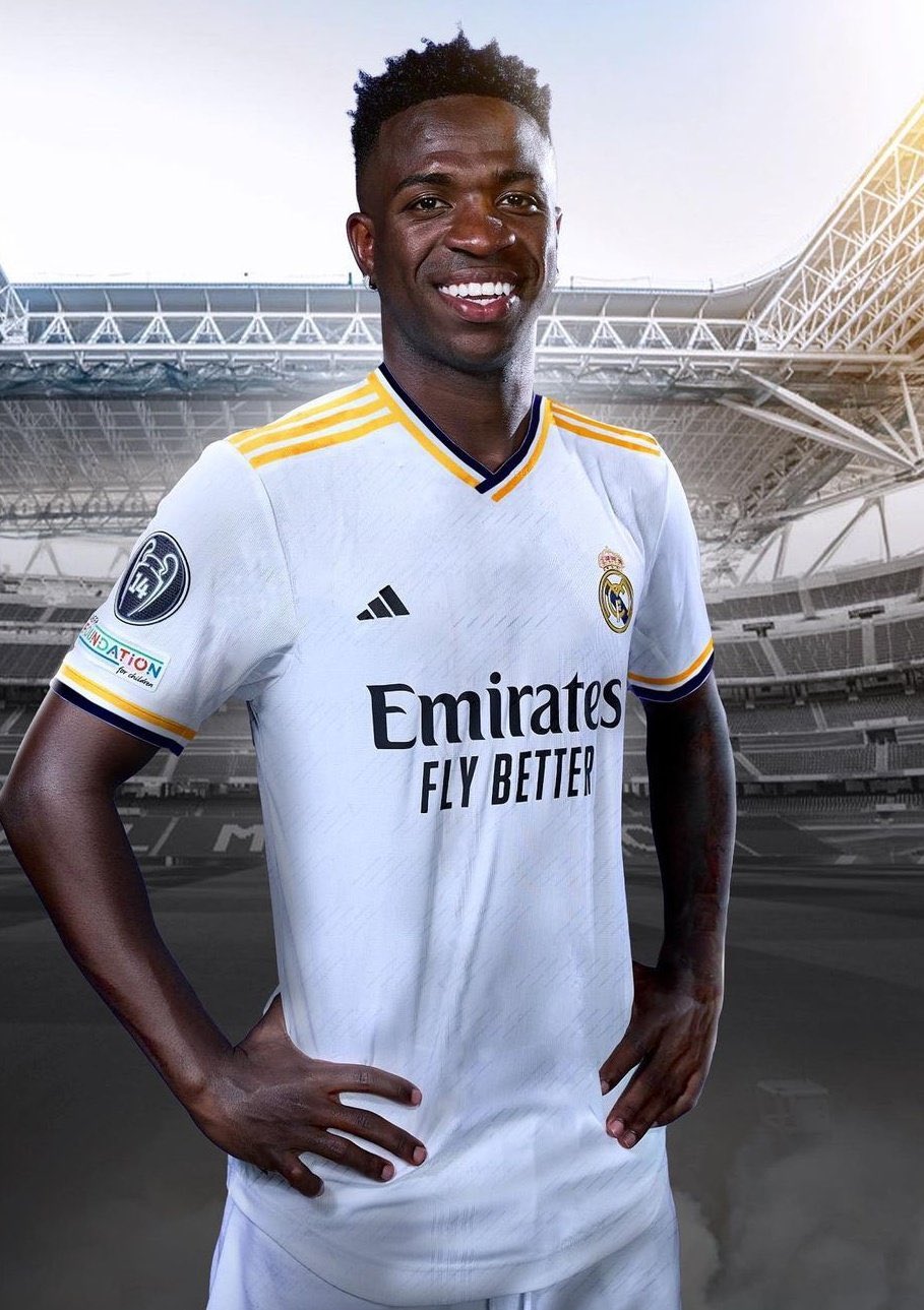 Real madrid kit 19 sales