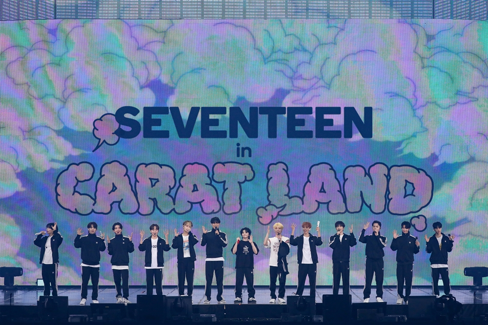 Jeff__Benjamin's tweet photo. After what looked like a super amazing, exciting and emotional event for @pledis_17's #SVTinCARATLAND, an official press release shares that SEVENTEEN hinted towards an April comeback at the three-day fan meeting in Seoul

Are you ready for this one, #Carats? 💎💎😉😉 https://t.co/dnmR3PMOnY