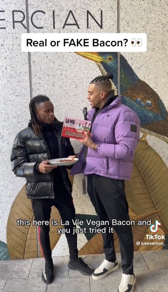 digitalvoicesuk's tweet photo. If you're in the UK and on TikTok, you may be one of more than 4 million people that has seen our LA VIE™ vegan bacon campaign on TikTok.

From street taste tests, to romantic brunch, to chef content and hangover cures... We've made sure La Vie is everywhere. 👏🏼 https://t.co/0yADs0rcJU