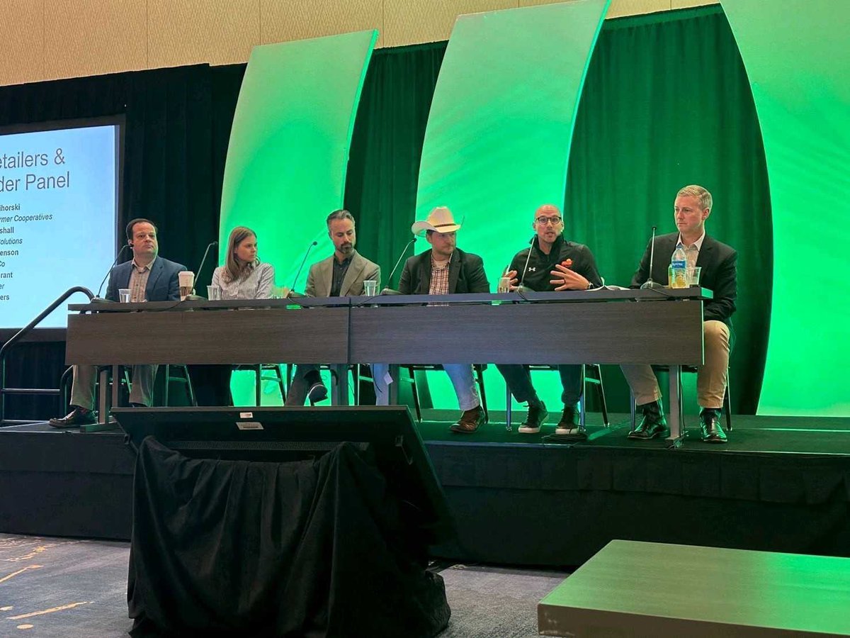 FarmerCoop's tweet photo. Last week, NCFC's own Zach Gihorski was a panelist at @ComClassic along with other sustainability leaders from @neste, @unileverusa, @NutrienAgRetail, @PepsiCo, and @FieldtoMarket to discuss the issues facing consumers, producers, and their supply chains https://t.co/tM9nxHWWPv