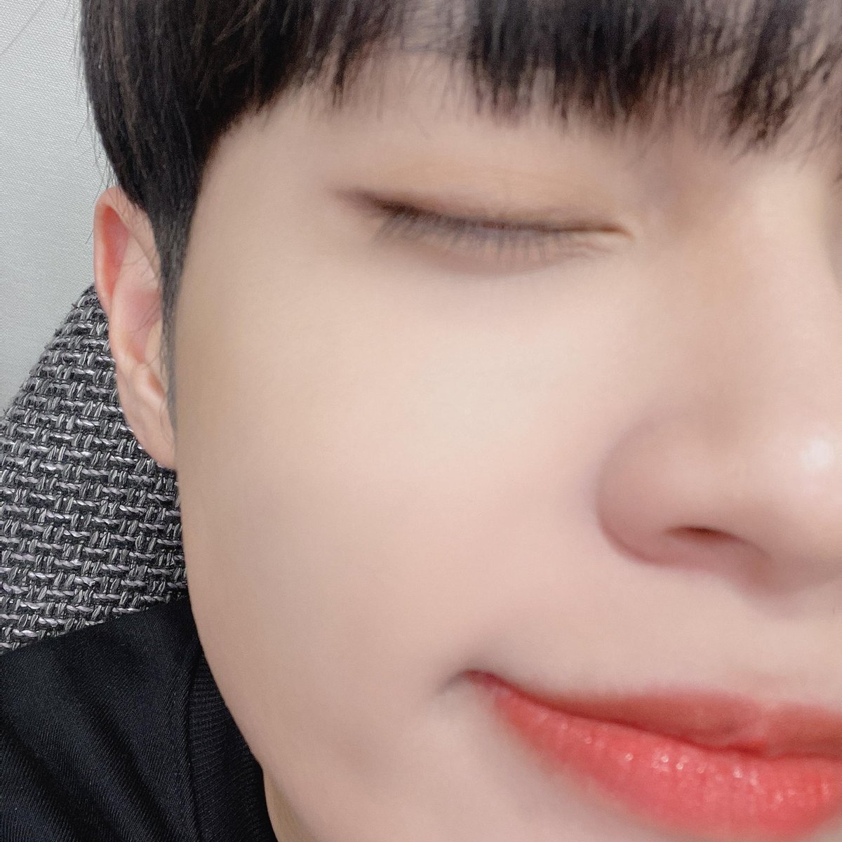 ldh_0129_'s tweet photo. 움쪼쪼 보고시푼 대휘 https://t.co/KUS7K7y3KP