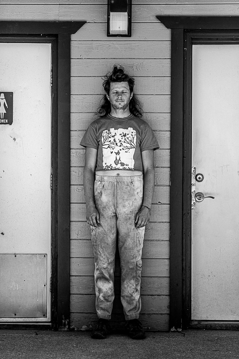 MakPhotoJoe's tweet photo. <--> Creature <-->

#portrait #genderequity #LGBTQ #PeoplePower #people  #photography #photo #streetphotography https://t.co/9SWyrASTpw