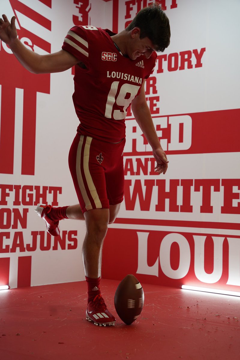 tonys2219's tweet photo. Committed. @CoachPaschall @maxarnoldjr @CamCurtis_UL Big thanks to @KickingWorld for helping me get here. https://t.co/ymVp8jOfte