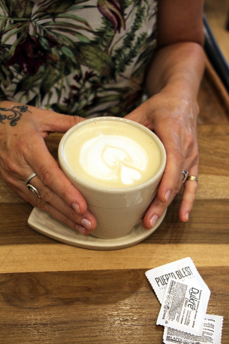 AlmaSingerTwits's tweet photo. ¡Muy buen día! Hoy vamos a Rita Specialty Coffee con Carolll @CZajdman, artista mutifacética admirable y maravillosa ❤️
https://t.co/cXqCsddYef Rita, ¡sos un re buen plan!
#PostsAlmaSinger #AlmaSinger #AlmaSingerTakeMeOut #cafédeespecialidad #café #salidas #paseos #sabores https://t.co/bSfuveFjfj