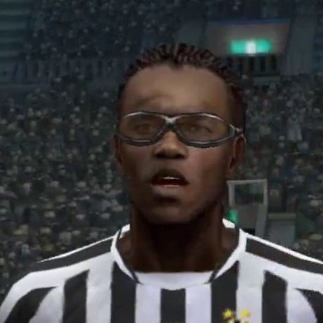  Happy birthday, Edgar Davids!

Who did it better, PES3 or Uefa Striker? 