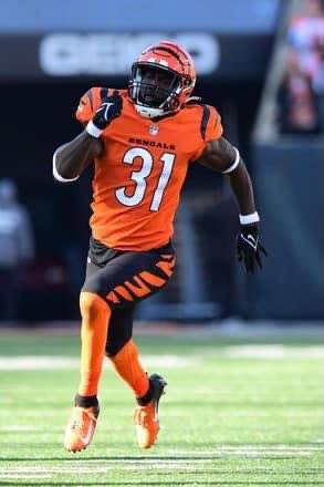Sports with Strawberry Ice on X: 'The Cincinnati #Bengals are bringing back  safety Michael Thomas on a one-year deal. Who Dey!!!   / X