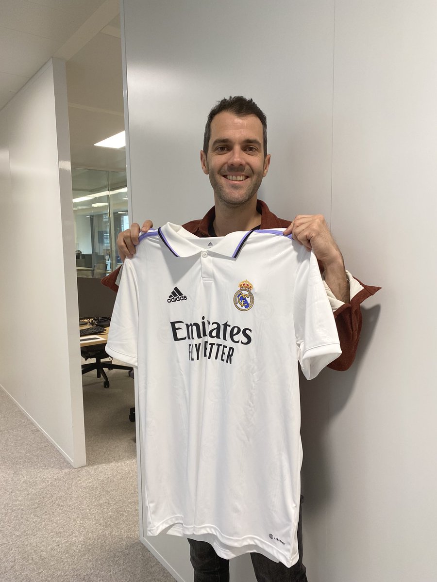 🚨 TENTE DE GAGNER LE MAILLOT DU REAL MADRID ⚪️ #RMALIV

Pour participer : 
-RT
-Follow <a href="/CanalplusFoot/">CANAL+ Foot</a> 
-Donne nous en réponse un joueur du Real que tout le monde a oublié

⚠️ L’auteur de la meilleure réponse sera annoncé ce soir dans le LATE SPORT 360 à 22H55 sur C+SPORT 360 📺