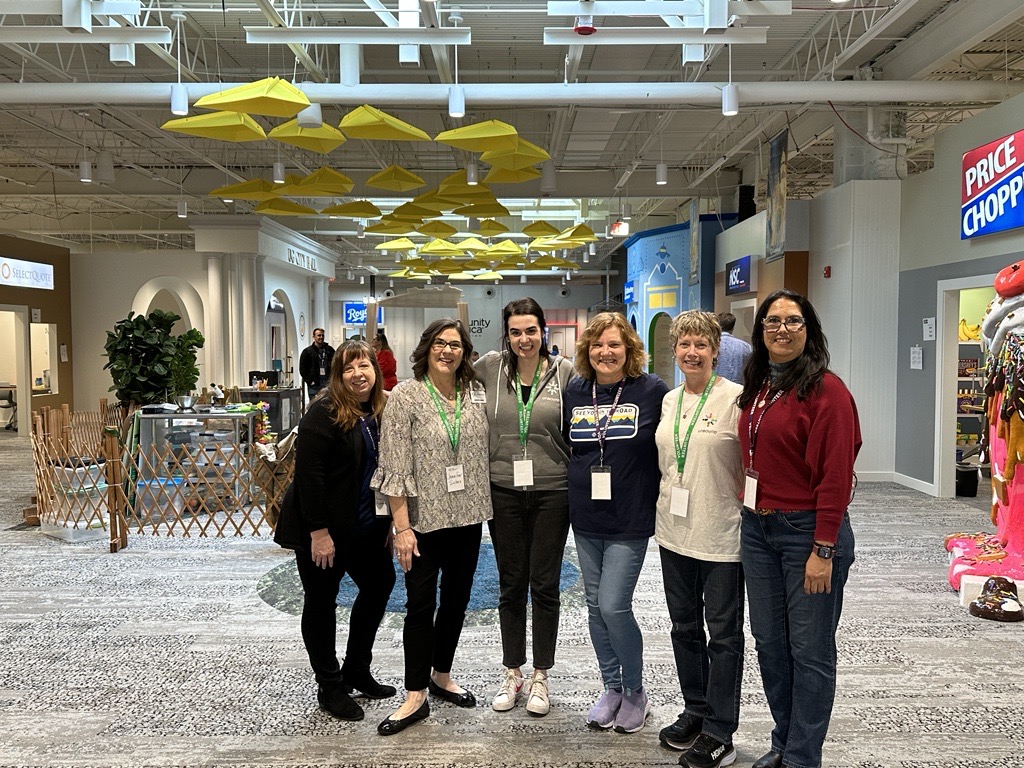 UnboundOrg's tweet image. Unbound goes to BizTown! 🏙️ Thank you @kansasja for the opportunity to volunteer and meet future entrepreneurs and leaders from @MHPatriot Elementary. We were honored to help these students learn about the world and how they can make a real impact. #JABiztown #juniorachievement