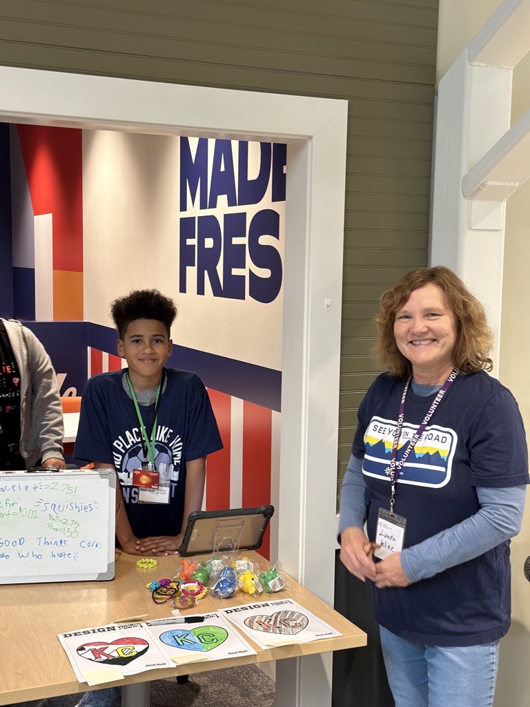 UnboundOrg's tweet image. Unbound goes to BizTown! 🏙️ Thank you @kansasja for the opportunity to volunteer and meet future entrepreneurs and leaders from @MHPatriot Elementary. We were honored to help these students learn about the world and how they can make a real impact. #JABiztown #juniorachievement