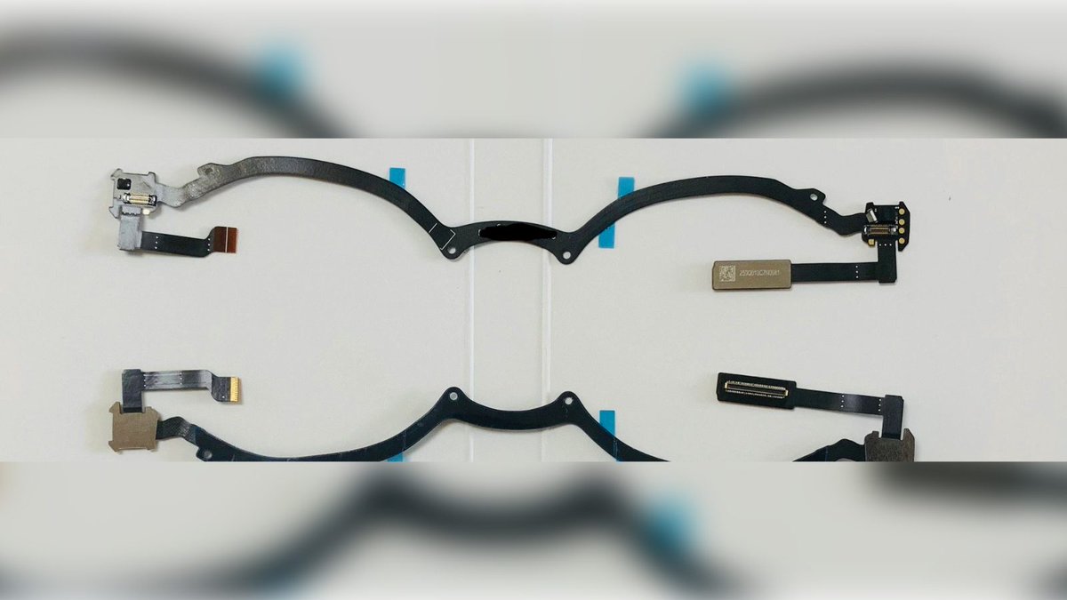 MacRumors's tweet photo. First Real-World Look at Apple Mixed-Reality Headset Parts Seemingly Shown in Leaked Images https://t.co/QWnudEDLKn by @hartleycharlton https://t.co/WgUtsrddAe