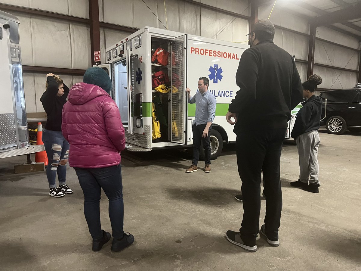 MayorsProgram's tweet photo. We had such a great visit at @ProEMSCambridge with our Next Up group last week! We loved seeing the different training areas &amp; the exciting equipment they use- we even got to go inside an ambulance truck! Thank you Pro EMS for hosting us &amp; for all that you do for our community! https://t.co/aY19V4NgF3