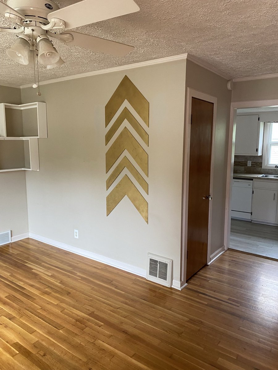 adelleburk's tweet photo. As someone who is Not A Lawyer, the phrase “chevron deference” always reminds me of the time that the previous owners of our house left a giant chevron decoration glued (!!) to the living room wall after they moved out. https://t.co/5nFSzT5VJi