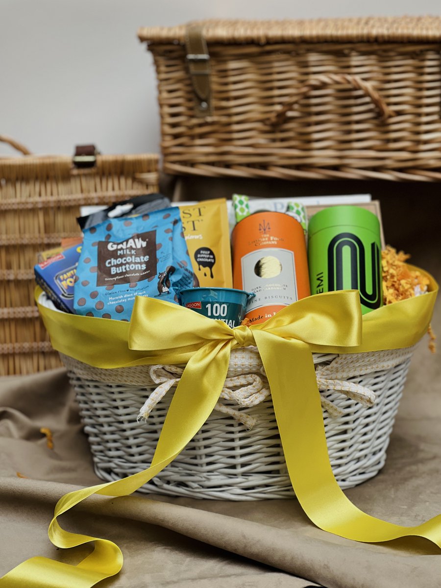 BasketsGalore's tweet photo. Today’s Gift Basket of the Day is "Get Well Gift Stimulating Thoughts" 🧠🍇

https://t.co/2r3Qe0LtCt

Follow &amp; RT to enter #prize draw to #win a Gift Basket. More info via our blog. 

#dailydispatch #gifts #competition #getwellgifts #getwellsoon #feelbettergifts #recoverygifts https://t.co/uq1Ht2E8Ge