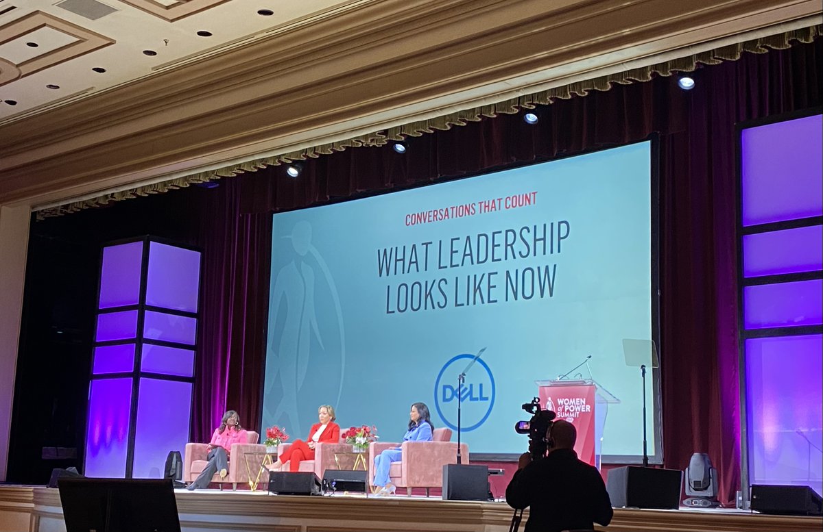 What a pleasure to share the stage with Tracey Travis my good friend and fellow Legacy Award honoree! #esteelauder #BEWPS