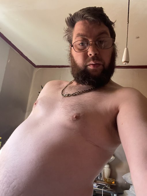 Me taking pictures https://t.co/UTFI0h9L3d