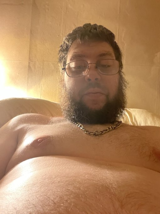 Me taking pictures https://t.co/UTFI0h9L3d<a href="/tag/ncisnola"class="tags"><span>#ncisnola</span></a>