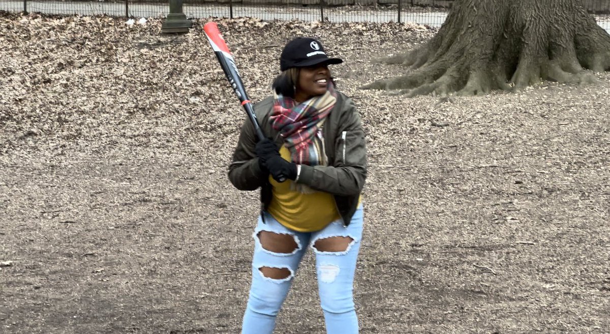 DeafShowRunner's tweet photo. Yesterday’s fun project at the Henry Hudson Park with Katrina and Tasia. We were missing Shanika. 😘 

I have been awarded $10k to create content.

https://t.co/1fusT3XRqc

#Shutterstock #CreativeFund #DeafTalent®️ #RepresentationMatters #ContentCreator #BlackDeafTalent #Grateful https://t.co/rrEKXSgKLZ