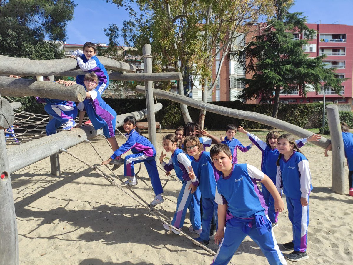 manyanetblanes's tweet photo. Avui els nens i nenes de #2nEP hem anat d'excursió al Museu de Ciències Naturals de Granollers! Ens ho hem passat genial! #josocmanyanet #blanes #granollers #juntsarribemméslluny @mcngranollers https://t.co/IaoZFi6o77