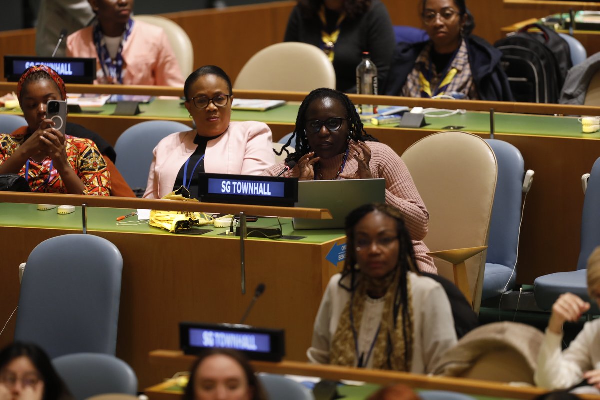 UN_Women's tweet photo. At #SGTownhall, Grace Ananda asked @antonioguterres about the new social contract. 
He replied: "It is time for a serious conversation between institutions of the country &amp; the people.... to have a consensus on what are the priorities in relation to the use of resources." #CSW67 https://t.co/nN1das1ml2