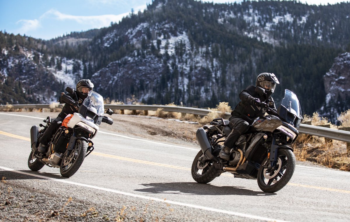 Be one of the first ever to discover the last frontier on a @hdpanamerica with our 7 day Alaska Explorer Guided Tour!!

🔗 in bio for more information! 
.
.
.
 #Bikers #tours #rentals #alaska 
#ridetogether #ride #tours #rentals #panamerica #gopro #Motorcycletouring